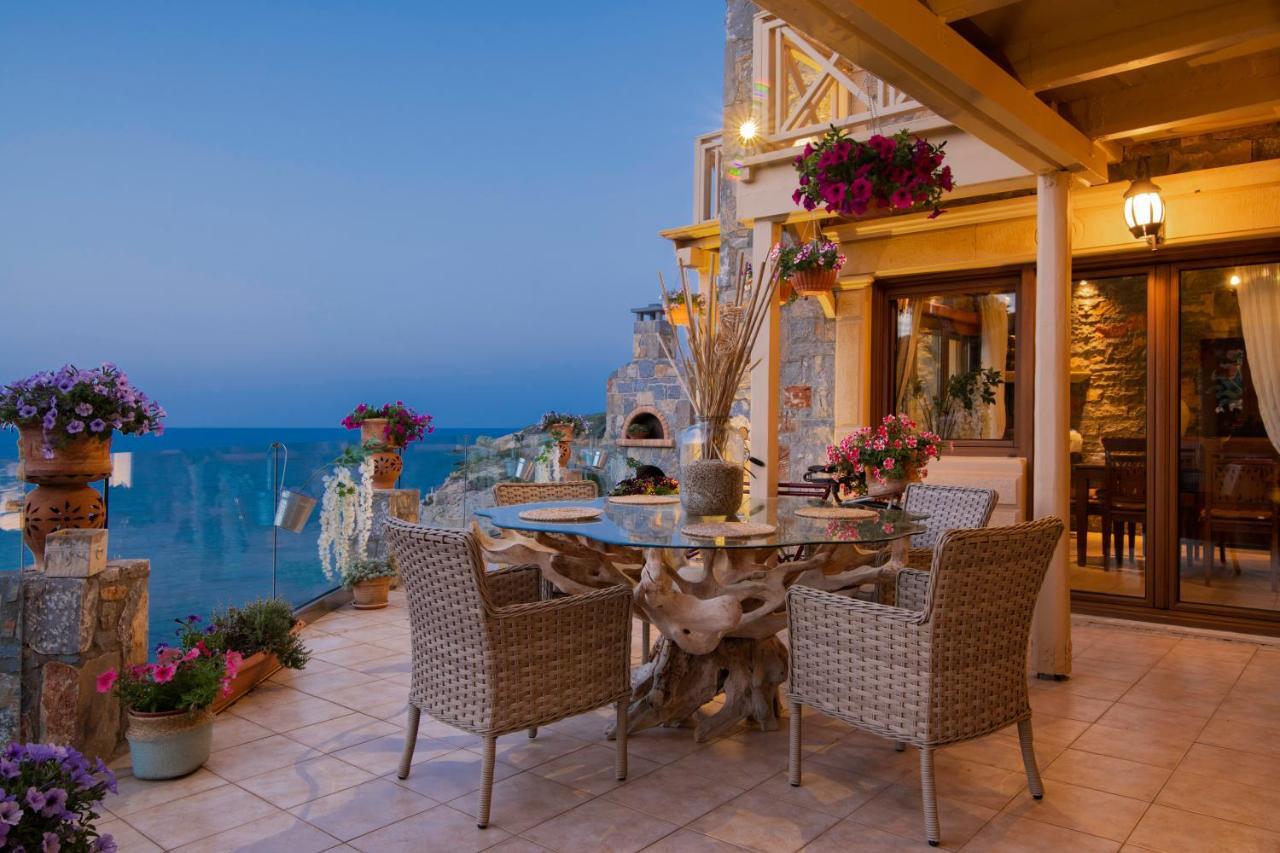 Felini Palace Agia Pelagia  Extérieur photo